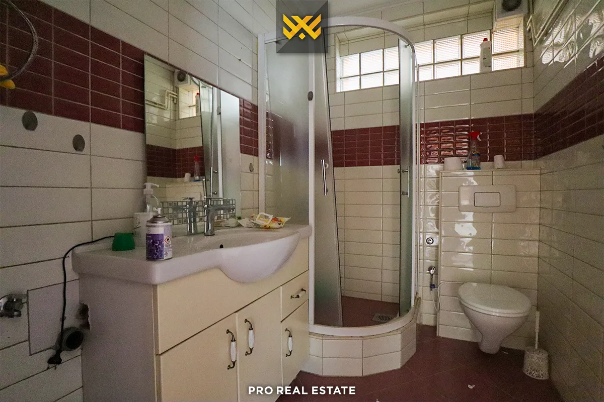 Zyrë 53m² për #SHITJE në Dardani