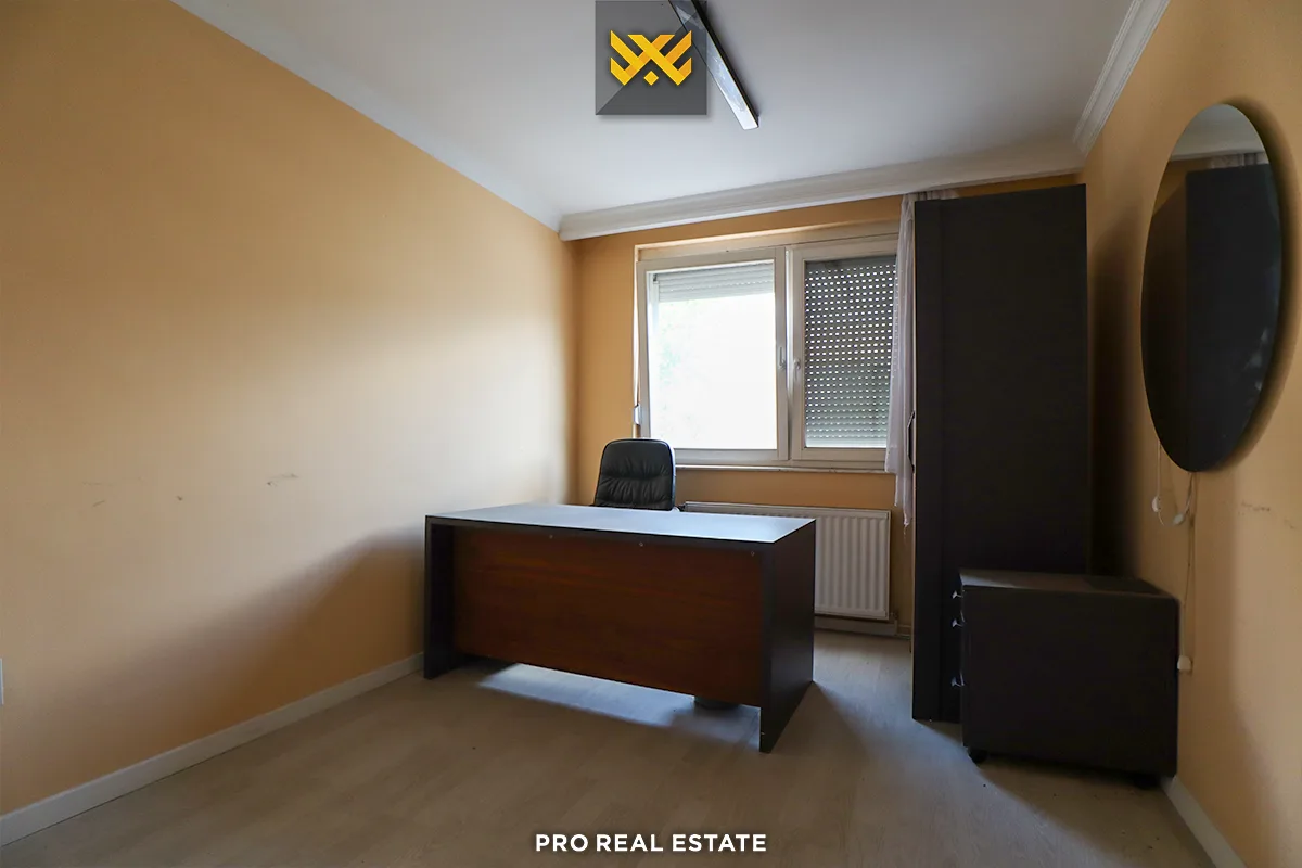 Zyrë 53m² për #SHITJE në Dardani