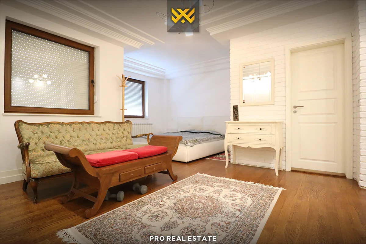 Banesë 155m² me #QIRA në Dragodan