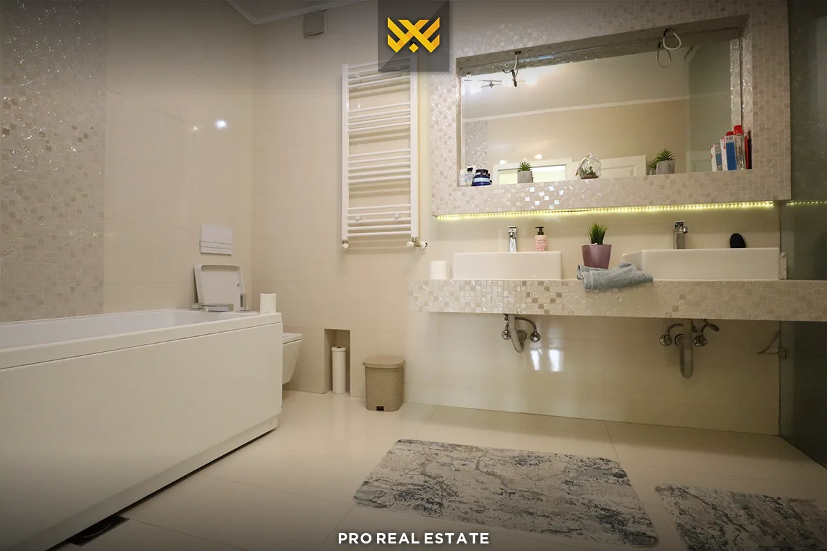 Banesë 155m² me #QIRA në Dragodan