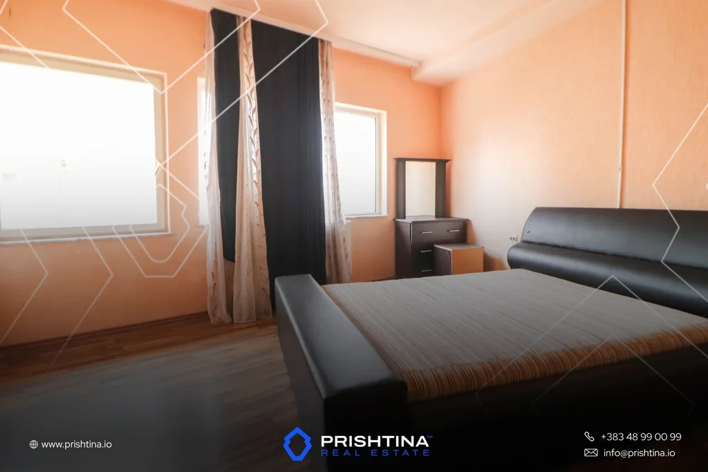 Objekt me qira 1150m² në Emshir