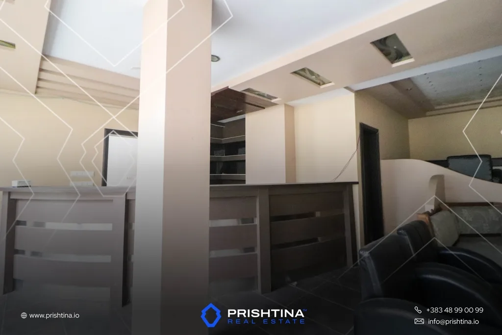 Objekt me qira 1150m² në Emshir