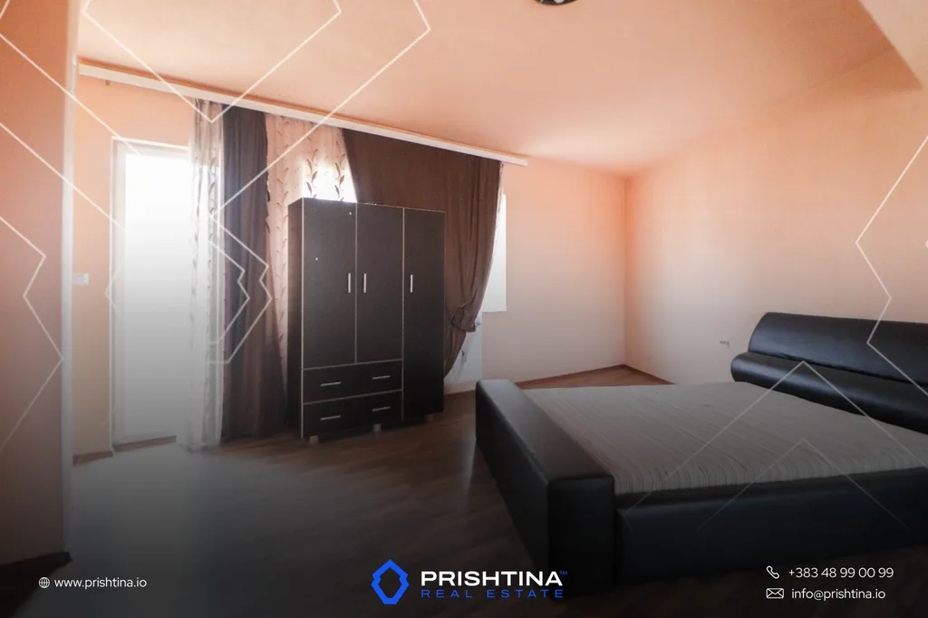Objekt me qira 1150m² në Emshir