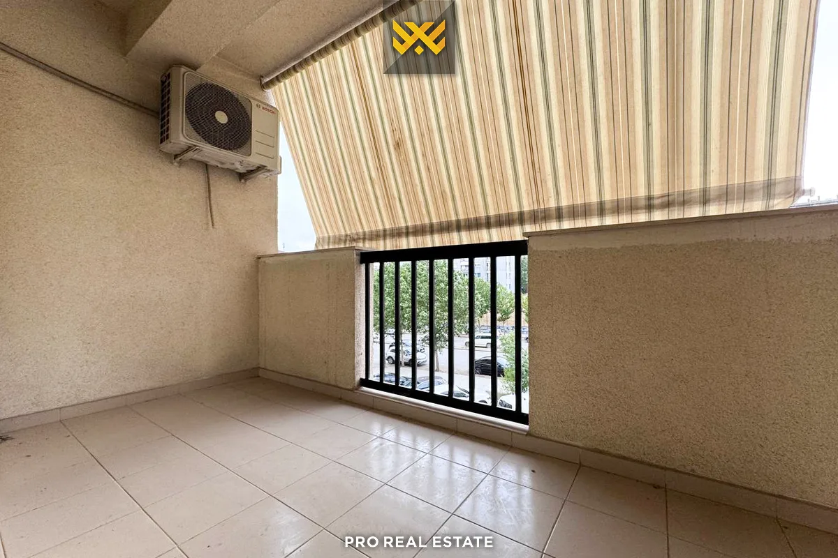 Banesë / Zyrë 94.3m² me #QIRA te Rruga B