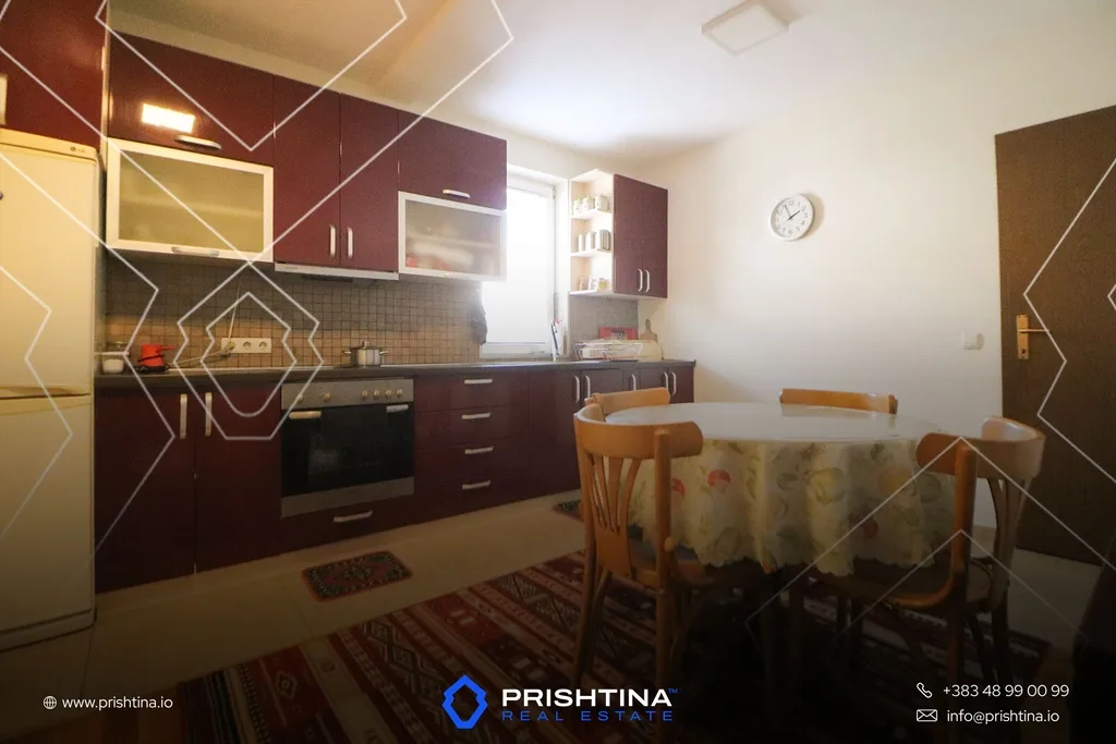 Shtëpi në #shitje 300 m² në Fushë Kosovë