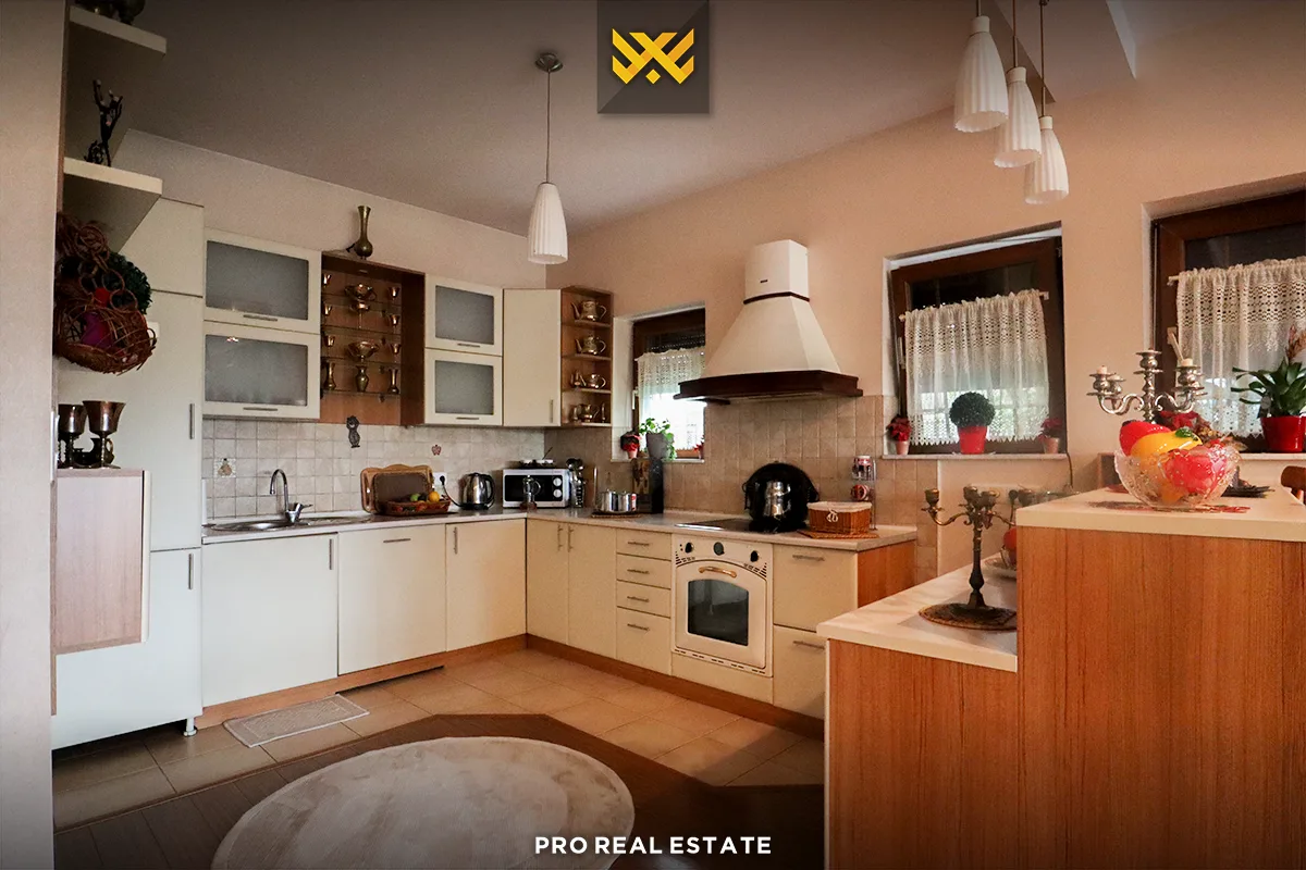 Shtëpi 350m² me #QIRA në Çagllavicë.