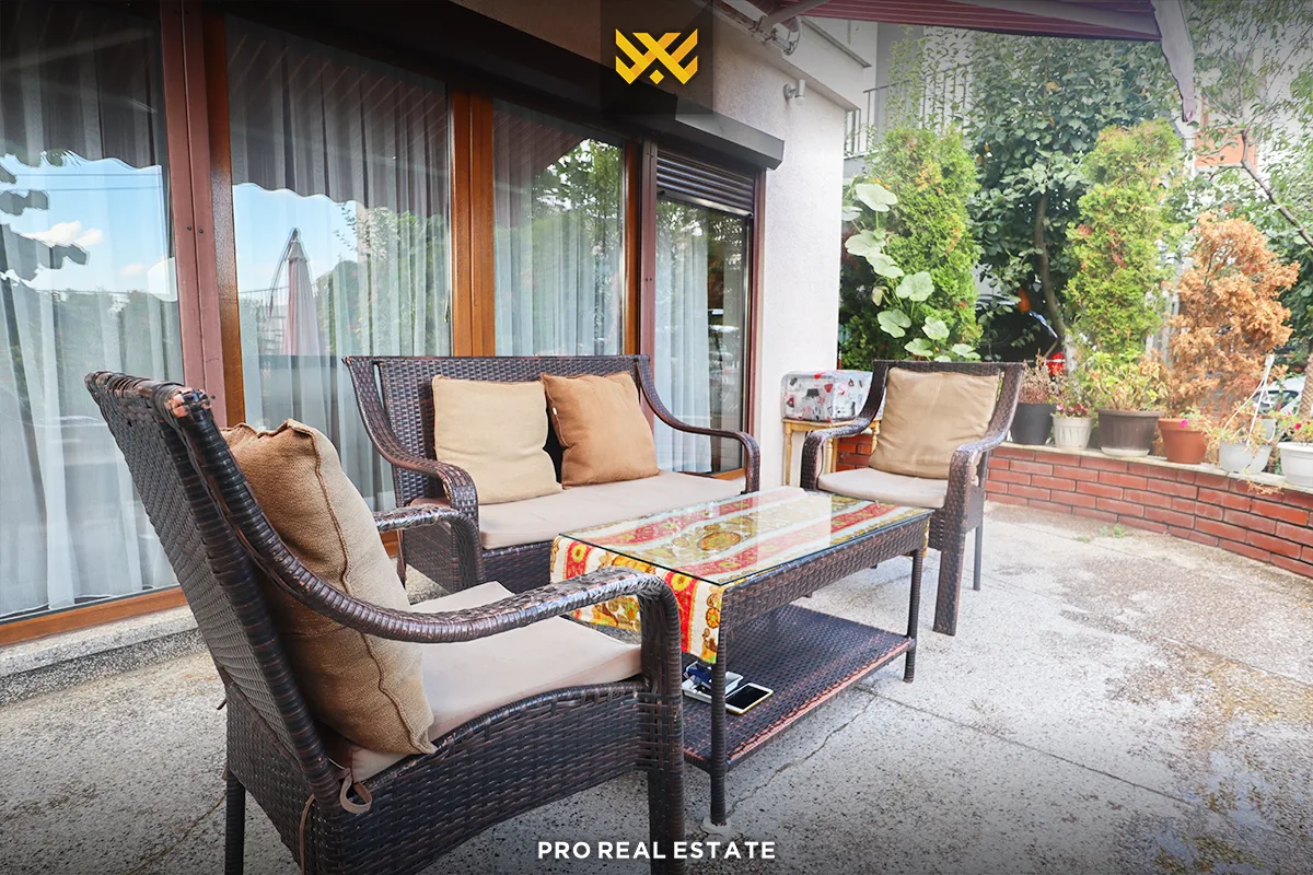 Shtëpi 350m² me #QIRA në Çagllavicë.