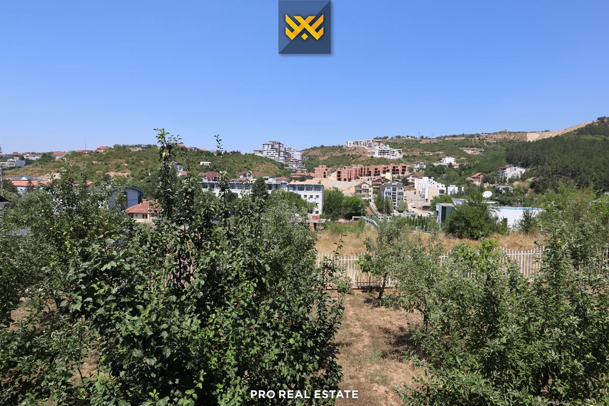 Shtëpi 170m² me #QIRA në Sofali.
