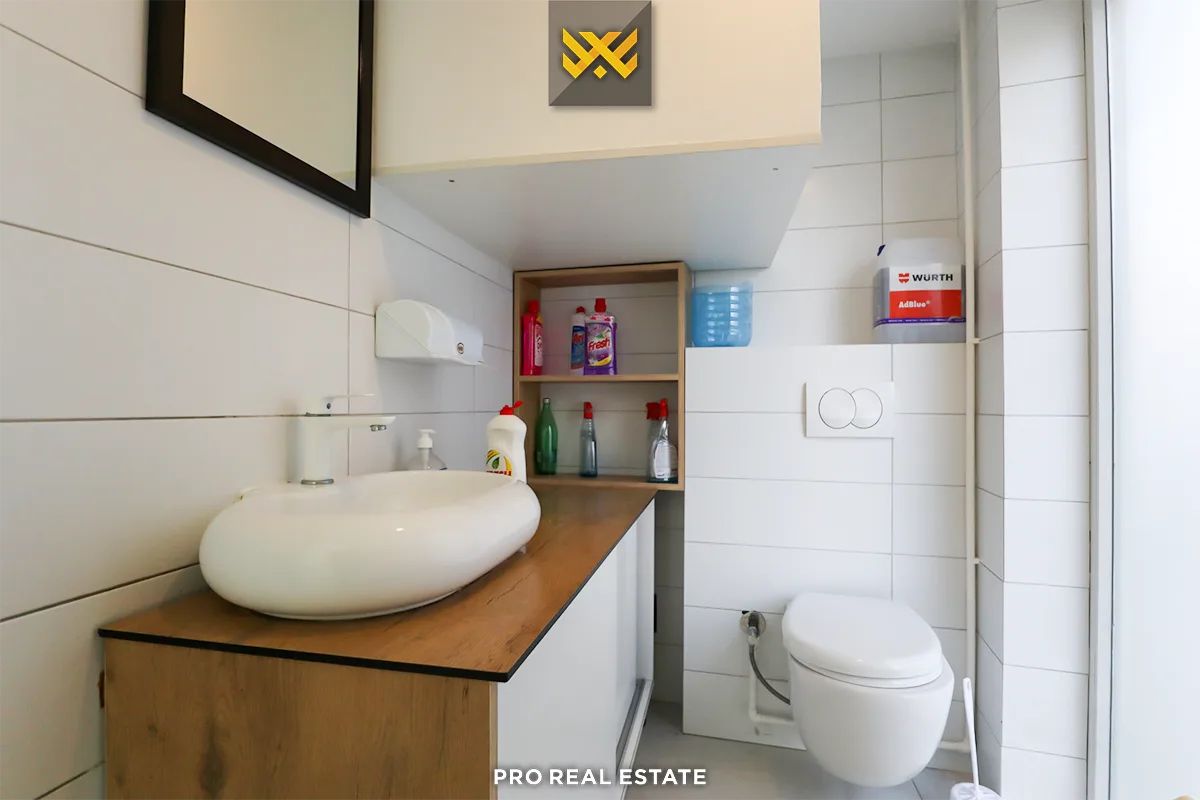 Lokal 95m² në #SHITJE në Tophane
