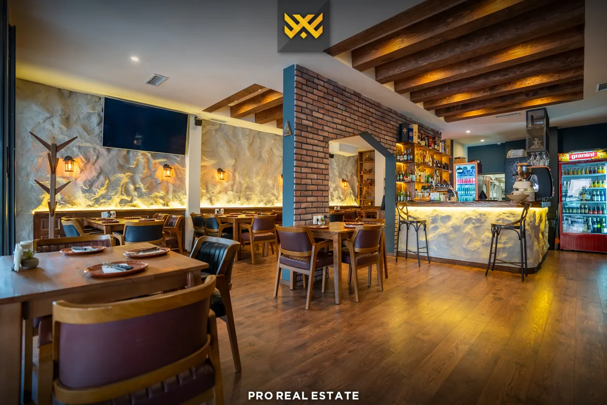 Lokal 198m²+50m² për #SHITJE në Dardani