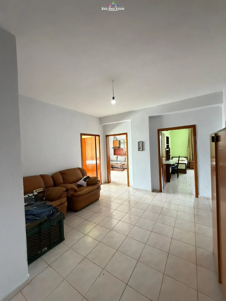 Apartament 2+1 Me Qera Tek Rruga 5 Maji (ID B2201747) Tirane