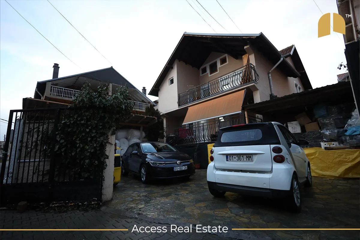 Shtëpi në SHITJE me FLETË POSEDUESE 220m² - Arbëri