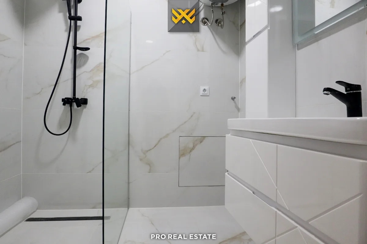 Banesë 99.7m² me #QIRA në Lagjen e Spitalit