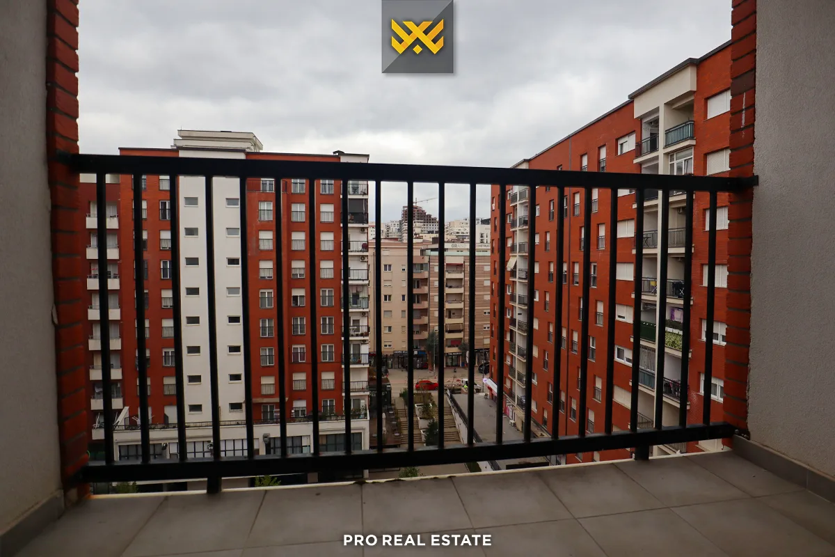 Banesë 99.7m² me #QIRA në Lagjen e Spitalit