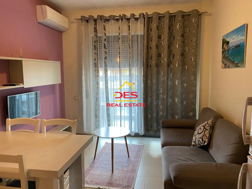 Shitet apartament 2+1 te diamond hill ,vlorë.