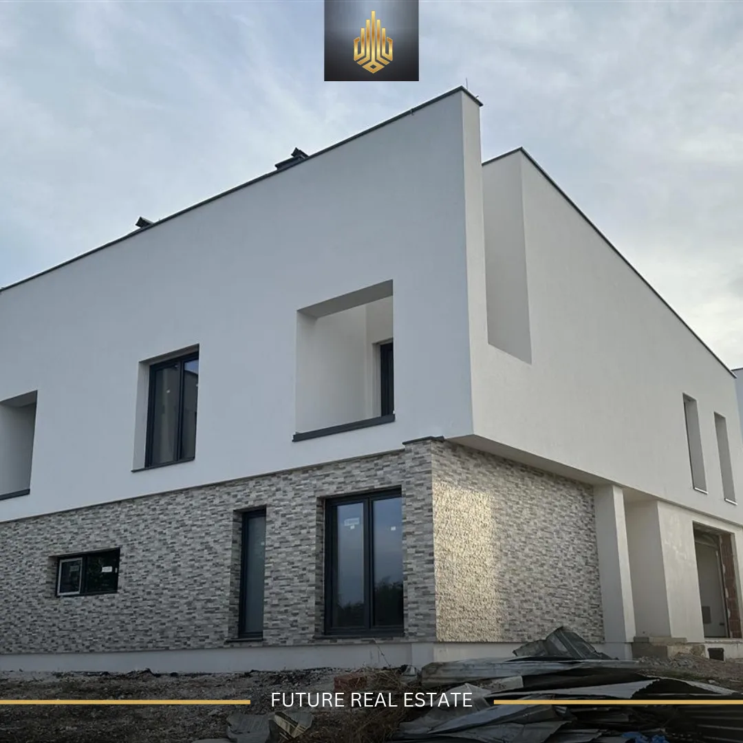 Shtëpi në SHITJE/309m²