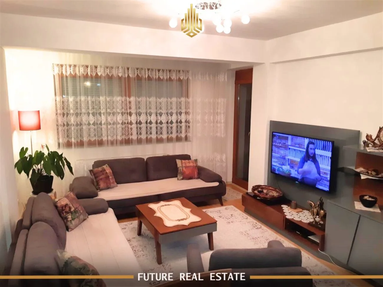 Banesë me QIRA – 2 dhoma gjumi – Prishtinë – Tophane Rr. Murat Mehmeti.