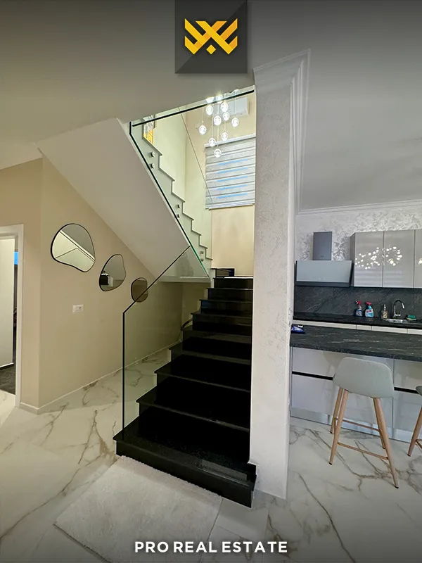Shtëpi 270m² me #QIRA në Çagllavicë