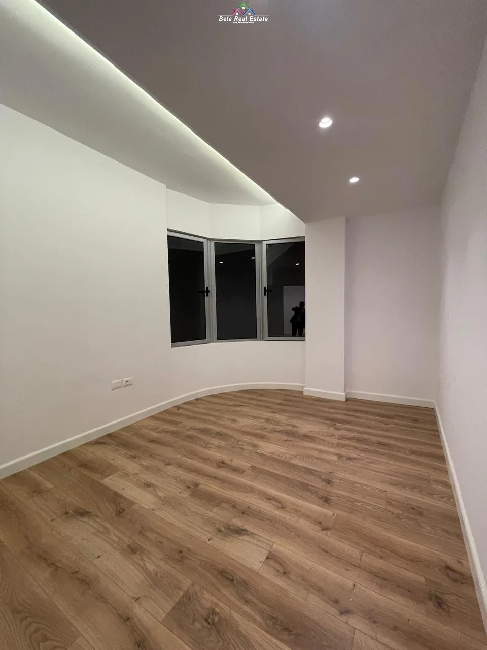 Apartament Ne Shitje 2+1+2 Tek Rruga e Kavajes (ID B120666) Tirane