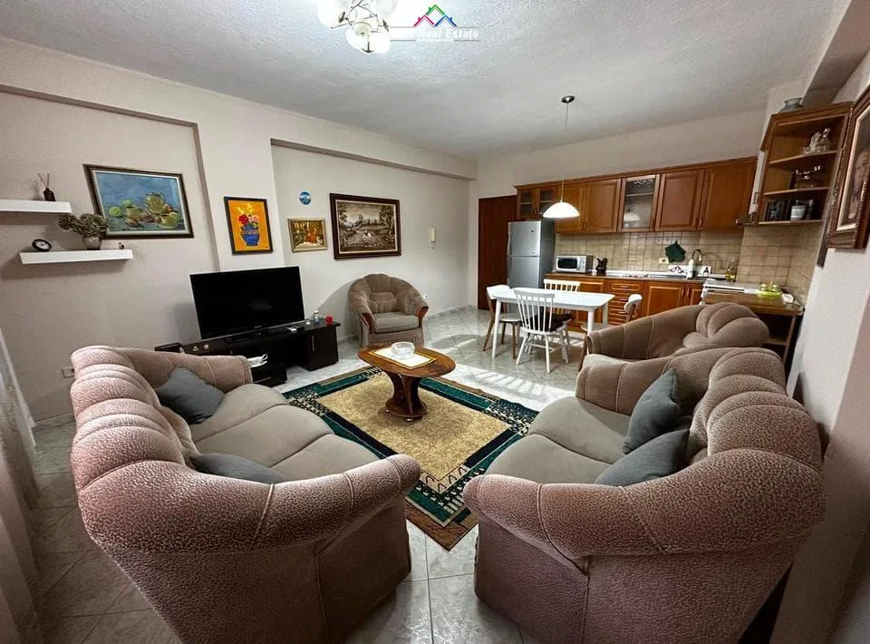 Apartament Me Qera 1+1 prane Rruges Bardhyl (ID B2101046) Tirane