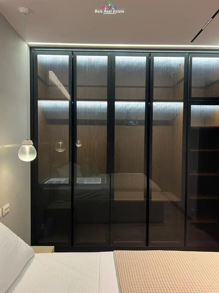 Apartament Me Qera 2+1 tek Rruga e Barrikadave (ID B2201068) Tirane
