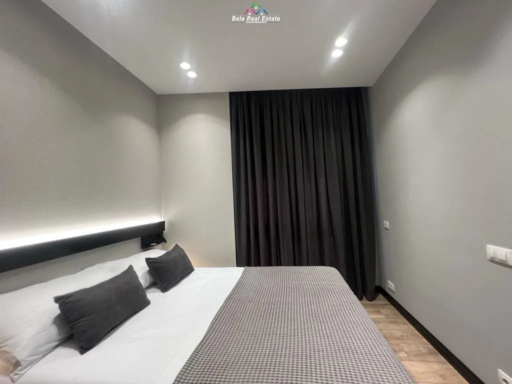 Apartament Me Qera 2+1 tek Rruga e Barrikadave (ID B2201068) Tirane