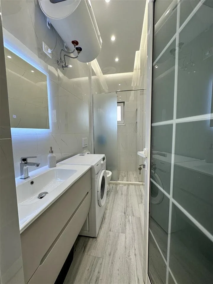 Apartament Ne Shitje 1+1 Tek Dritan Hoxha (ID B110485) Tirane