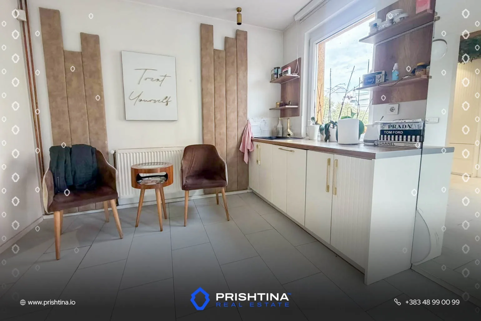 Biznes në shitje 44m² në Qendër