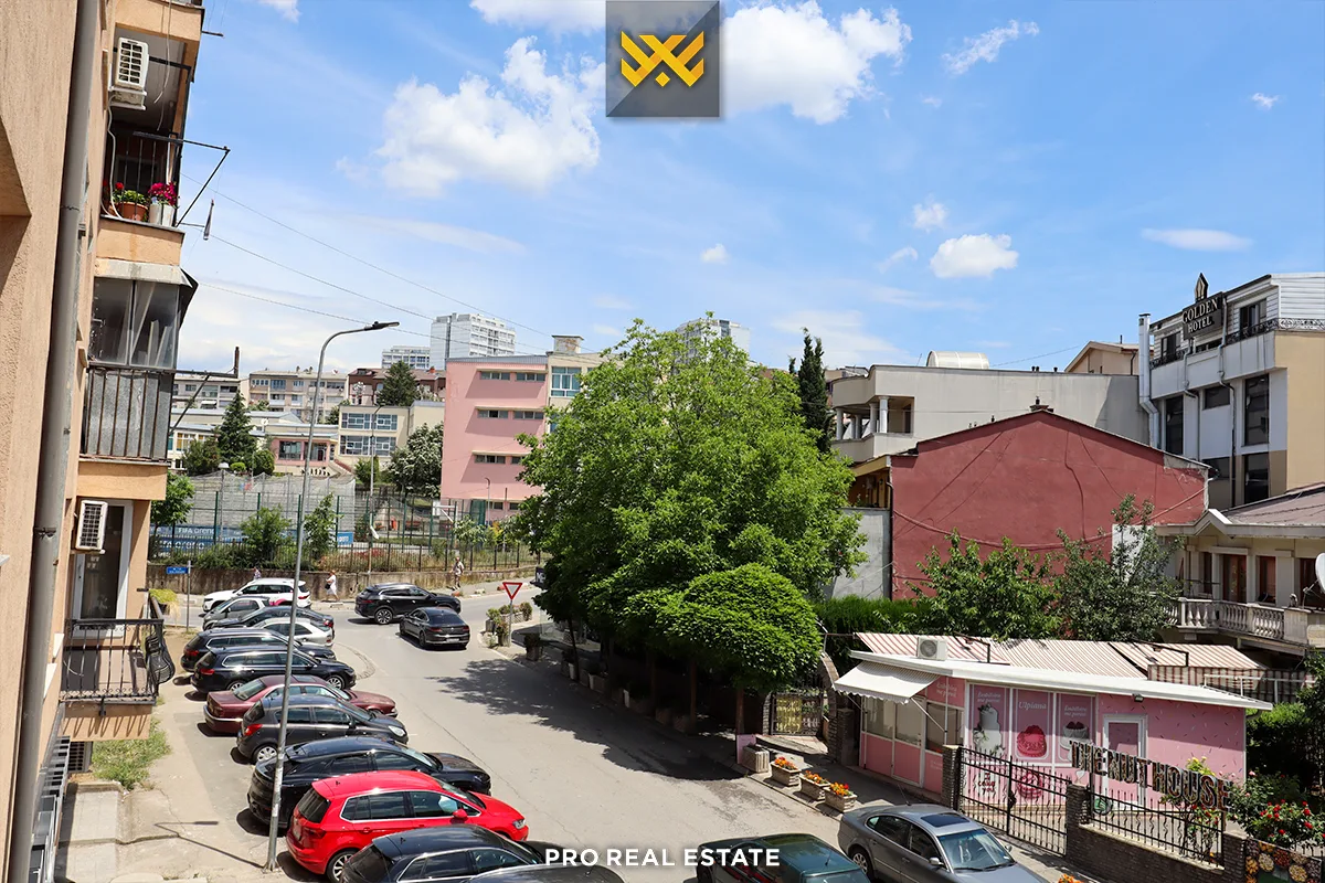 Banesë 75m² me #QIRA në Ulpianë
