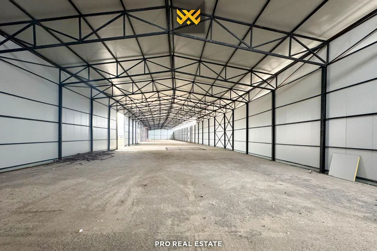 Depo 2,200m² me #QIRA në Konjuh