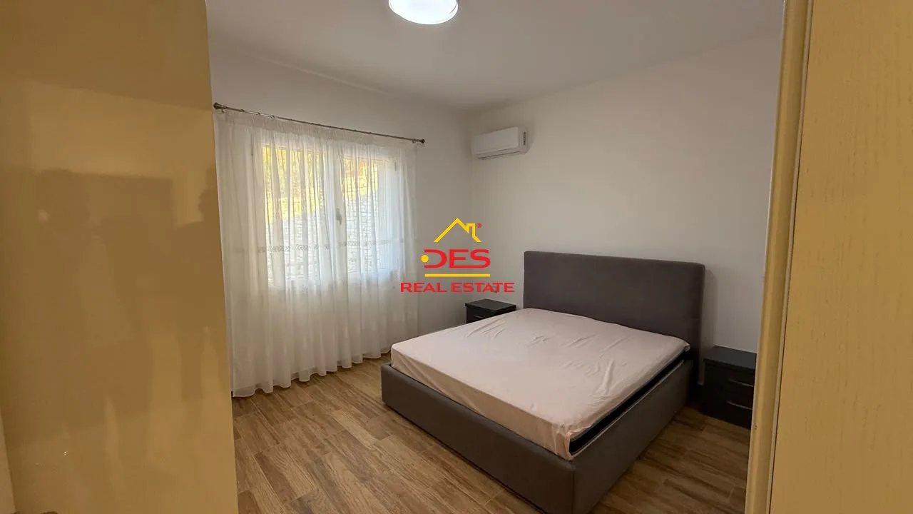 Jepet me qira shtëpi private te 7 pallatet, vlorë