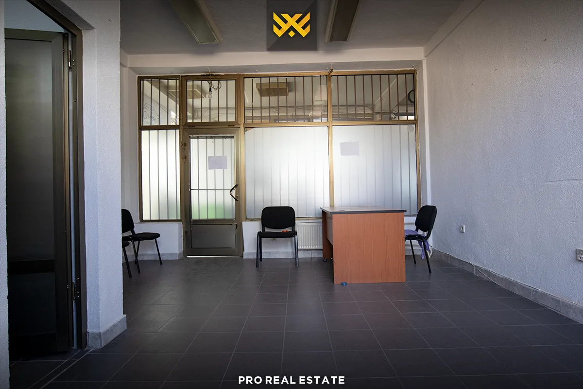 Zyrë 25m² me #QIRA në Lakrishtë
