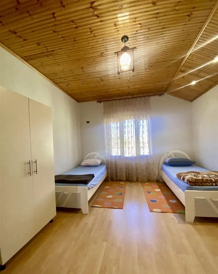 Vile me qera 2+1 Prane Zonja Keshillit Te Mire (ID BV22457) Tirane.