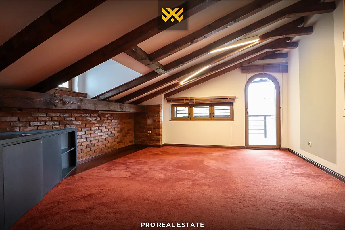 Shtëpi 563m² me #QIRA në Matiçan.