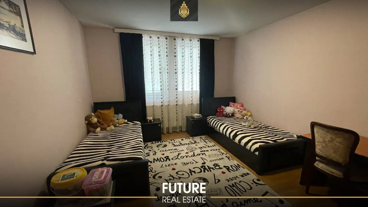 Shtëpi me QERA/ 200m2, Ulpianë, Prishtinë
