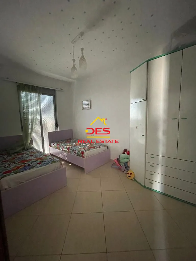 Jepet me qira apartament 2+1 pranë palestrës së mundjes, vlorë.