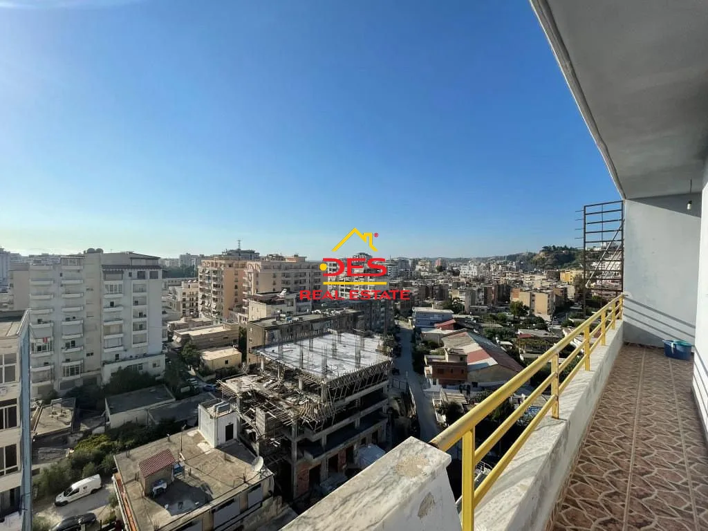 Jepet me qira apartament 2+1 pranë palestrës së mundjes, vlorë.