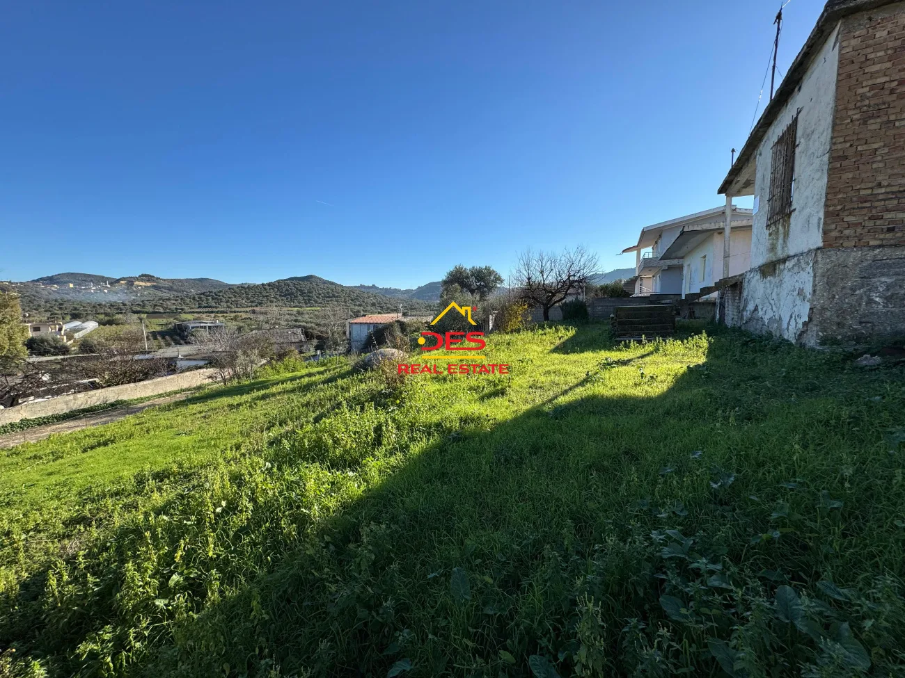 Shitet shtëpi private në panaja, vlorë