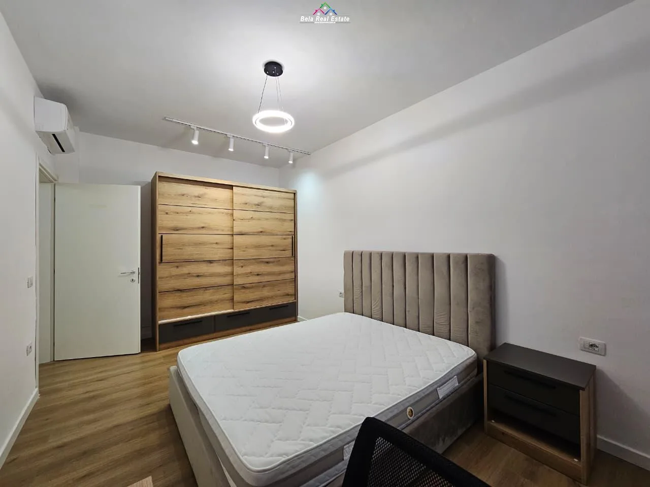 Apartament me qera 3+1 Tek Ish Fusha E Aviacionit ( ID B230185) Tirana