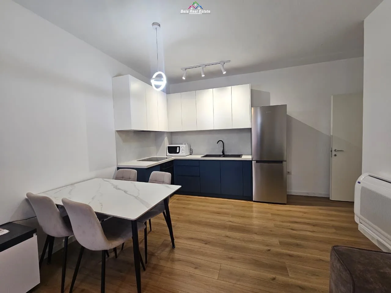 Apartament me qera 3+1 Tek Ish Fusha E Aviacionit ( ID B230185) Tirana