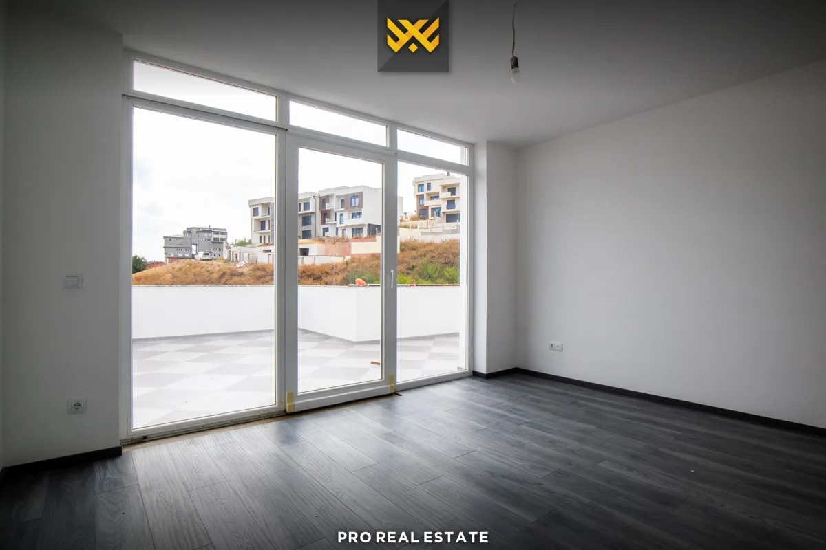 Shtëpi 1200m² për #SHITJE në Gërmi.