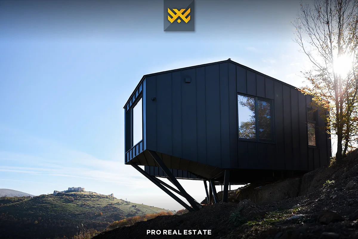 Villa 70m² për #SHITJE në Novobërdë.