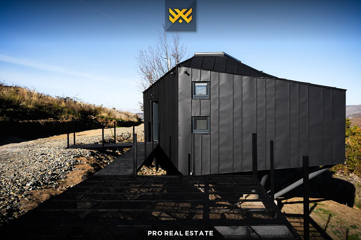 Villa 70m² për #SHITJE në Novobërdë.