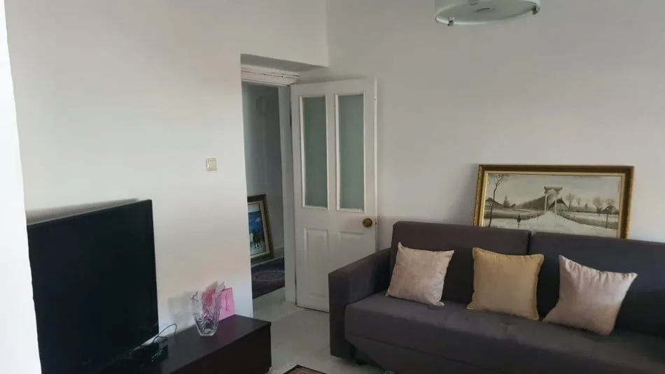Apartament me qera 1+1 tek Rruga Bardhyl (ID B211367) Tirane