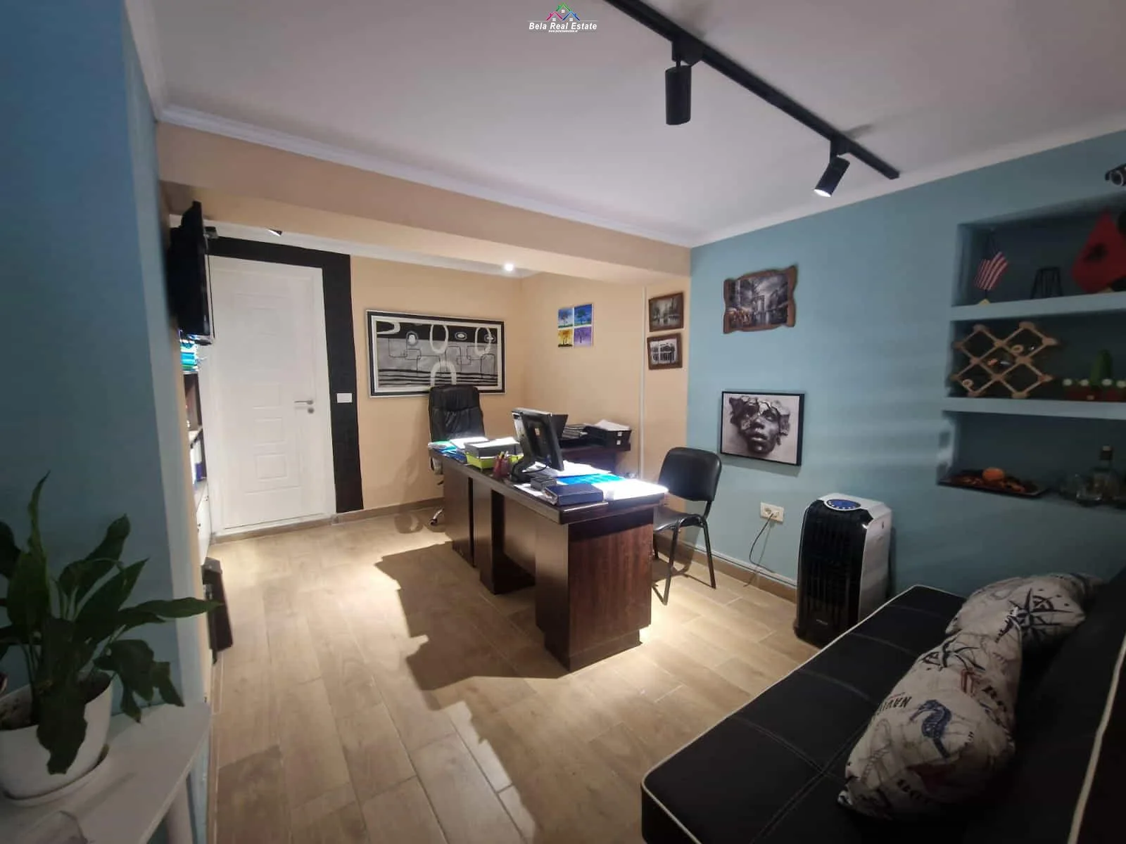 Zyre Ne Shitje Tek Ish Ekspozita ( ID BZ119) Tirane