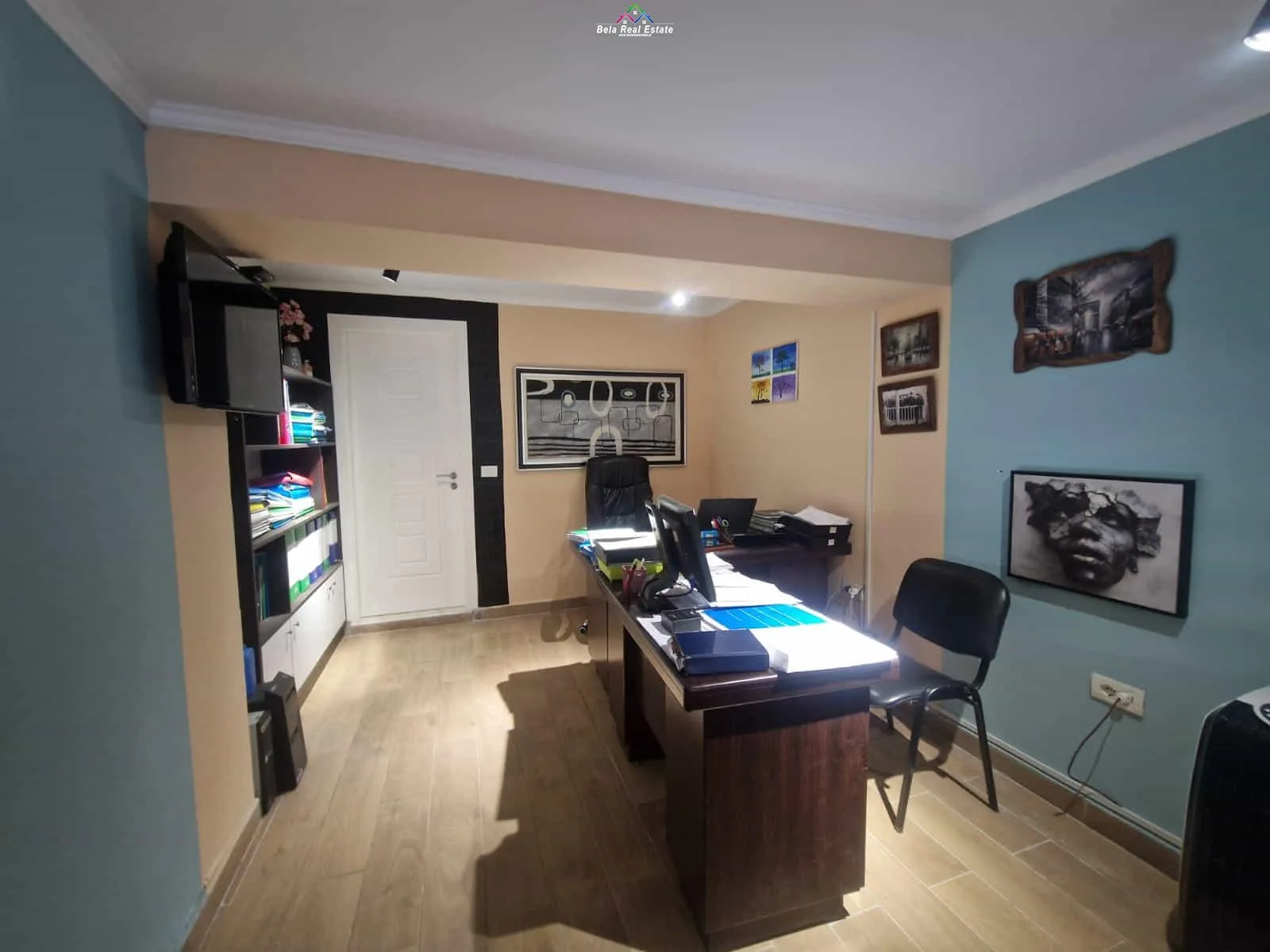 Zyre Ne Shitje Tek Ish Ekspozita ( ID BZ119) Tirane