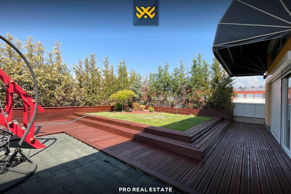 Banesë Penthouse 148m² + 180m² me #QIRA te Rruga C