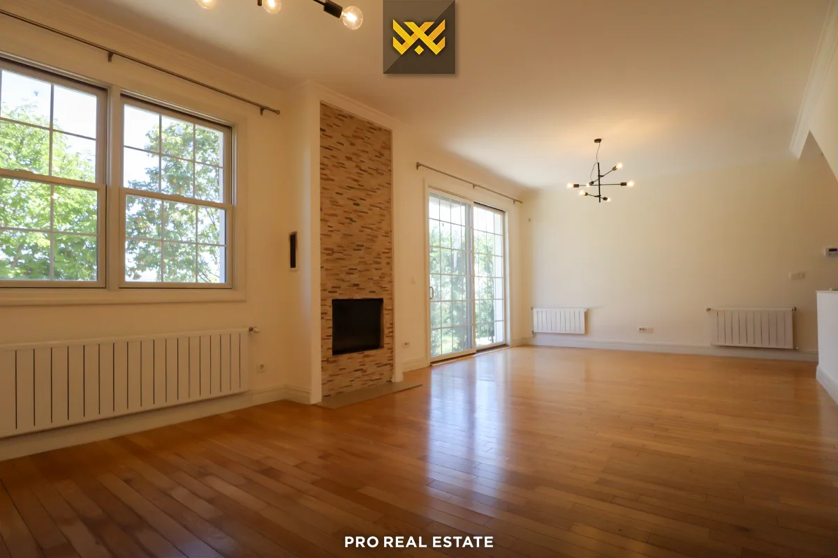 Shtëpi 264m² me #QIRA në Lagjen Fshati Ndërkombëtar