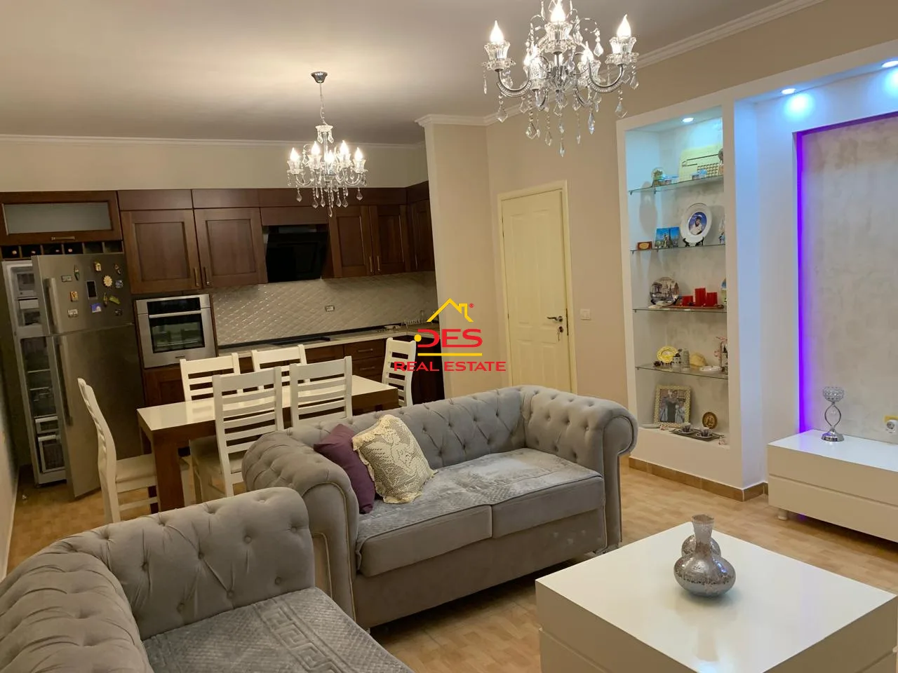 Jepet me qira apartament 2+1 në lagjen ‘kongresi elbasanit’, elbasan.