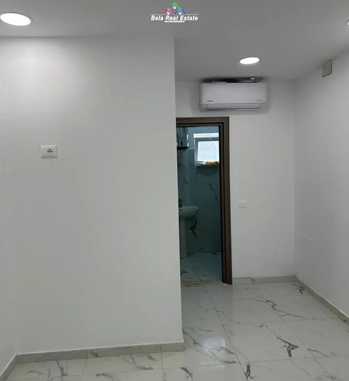 Dyqan Me Qera Prane Rruges Se Elbasanit (ID BD21571) Tirane
